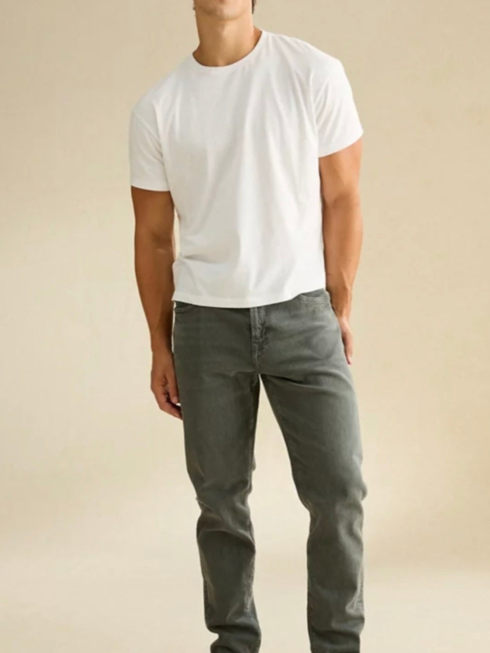 American Eagle Outfitters Men’s Slim Straight Jeans in Stone Grey